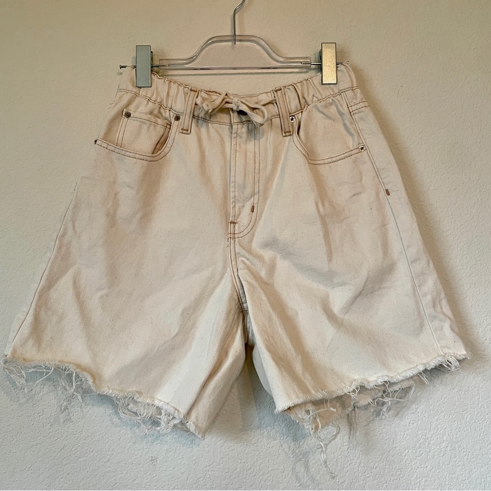 Off white/cream BDG Pull-On Baggy Denim Short